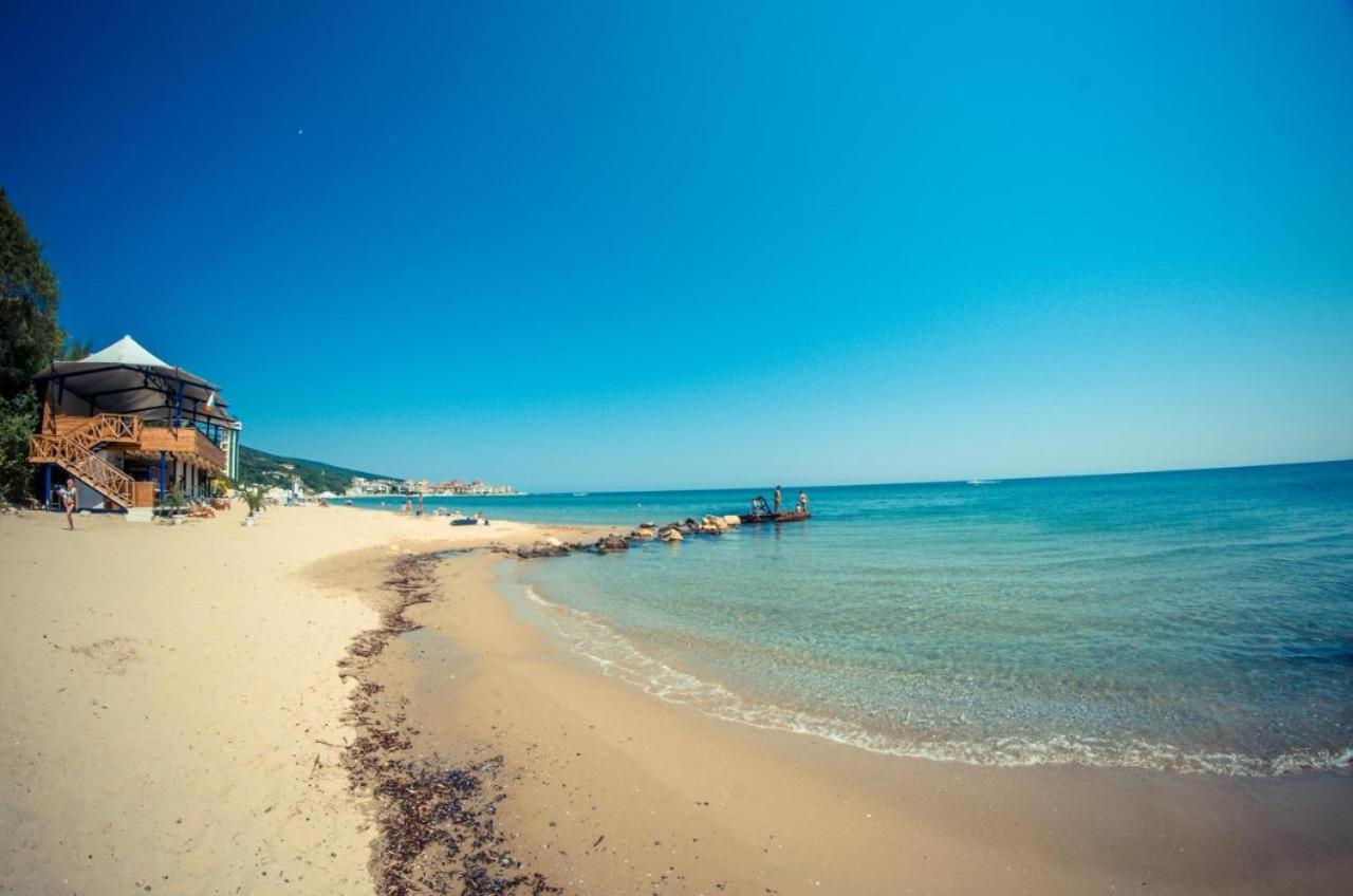 Beautiful Apartment Right By The Sea, Sveti Vlas Luaran gambar